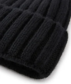 Berretto in cashmere con interno in seta