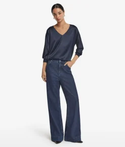 Blusa con scollo a V in seta