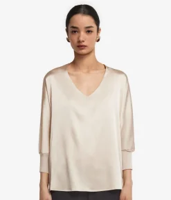 Blusa con scollo a V in seta
