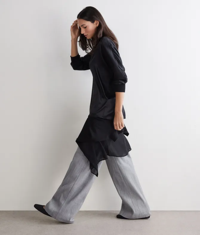 Blusa con scollo a V in seta