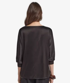 Blusa girocollo in seta