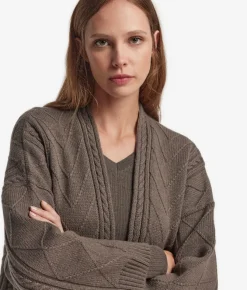 Cappa con lavorazione a trecce in Cashmere Ultrasoft