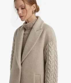 Cappotto con intreccio in cashmere