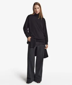 Dolcevita con spacchi in Cashmere Ultrasoft