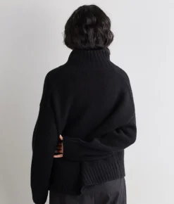 Maglia con collo a cratere in Cashmere Tricot