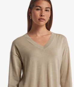 Maglia con scollo a V e spacchi in Cashmere Ultrafine