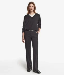 Maglia con scollo a V e spacchi in Cashmere Ultrafine