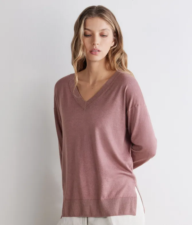 Maglia con scollo a V e spacchi in Cashmere Ultrafine