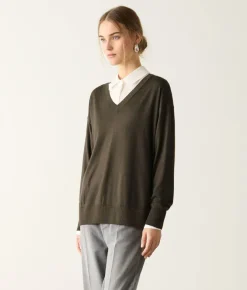 Maglia con scollo a V e spacchi in Cashmere Ultrafine