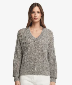 Maglia traforata con paillettes
