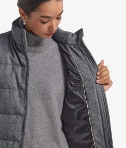Piumino smanicato in seta e cashmere