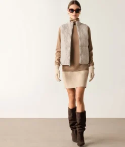 Piumino smanicato reversibile a coste intrecciate in cashmere