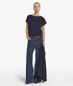 T-shirt con scollo a barchetta in seta e modal