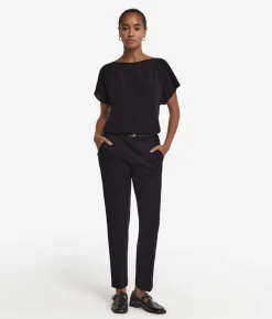 T-shirt con scollo a barchetta in seta e modal