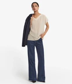 T-Shirt con scollo a V in seta e modal