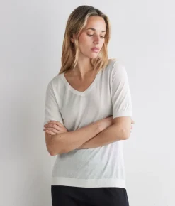 T-shirt scollo a V in seta