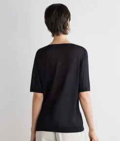 T-shirt scollo a V in seta