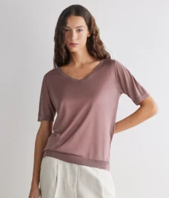 T-shirt scollo a V in seta